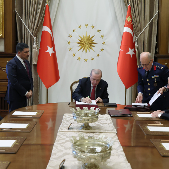 YAŞ kararları açıklandı