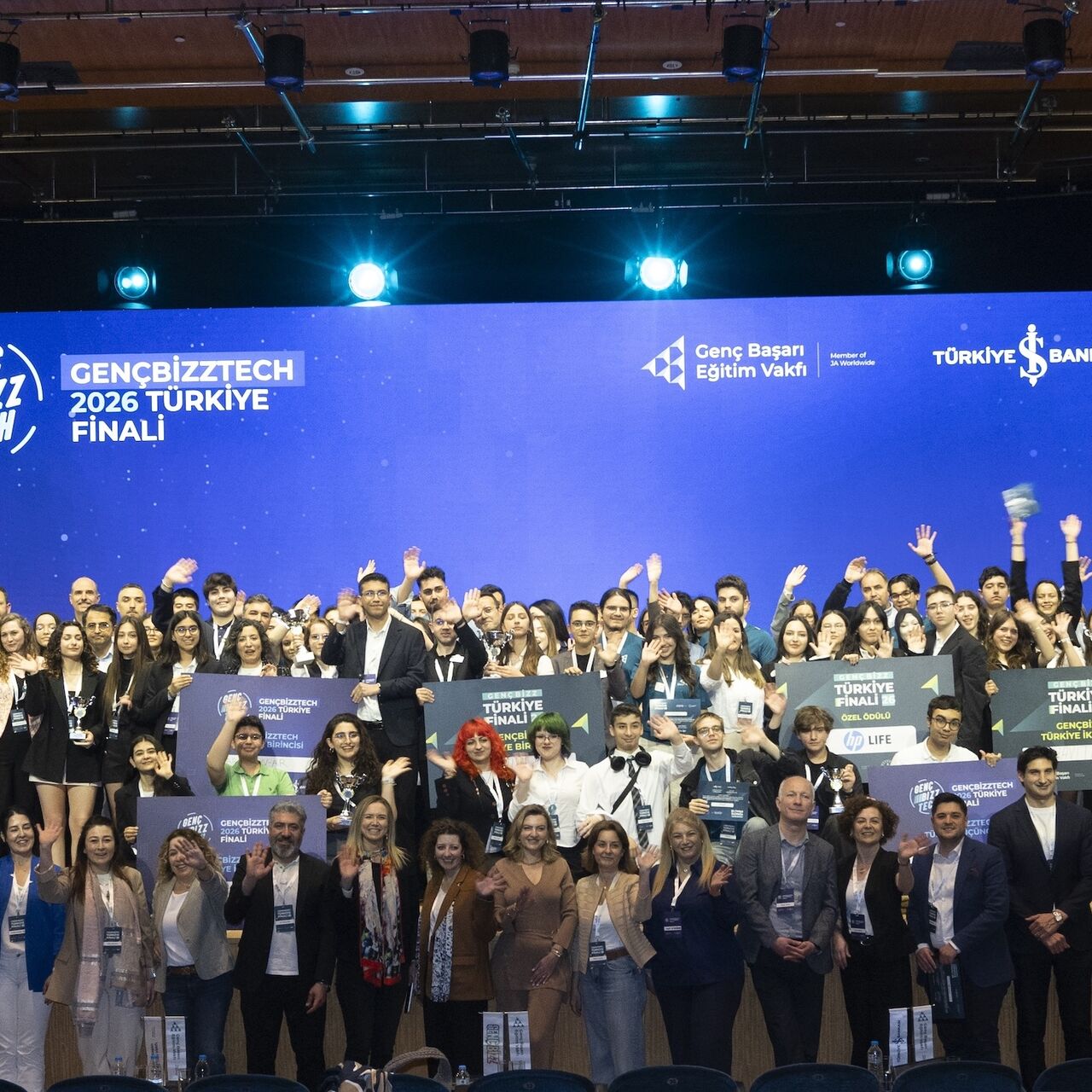 Liseli gençlerden cilt kanserinin erken teşhisine yapay zeka desteği