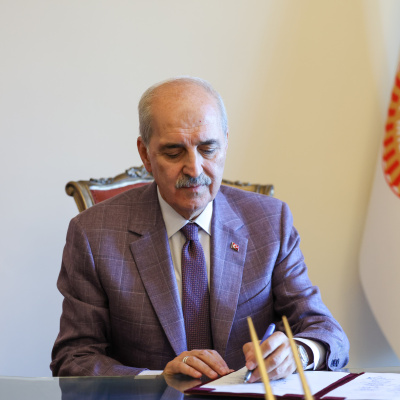 Kurtulmuş'tan süreç yasa teklifine imza