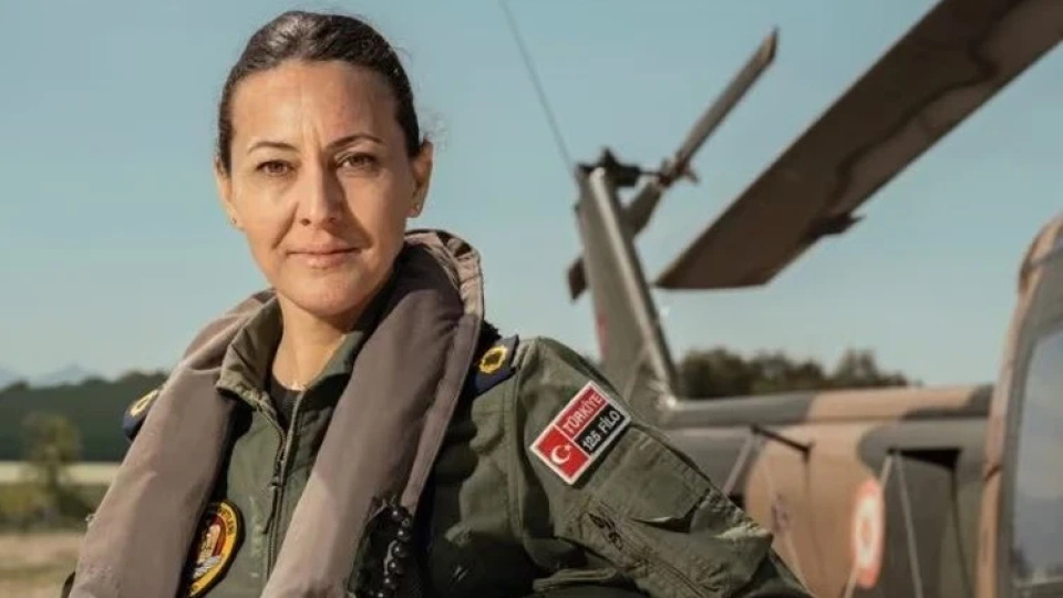 Hava'da ilk kadın general