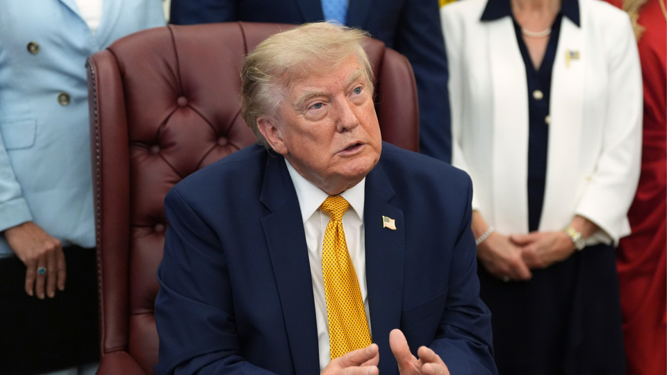Trump'tan İran'a: Anlaşma olmazsa çok sert vuracağız