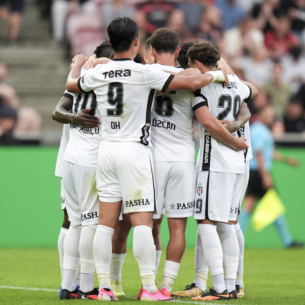 Beşiktaş'ın rakibi Hradec Kralove!