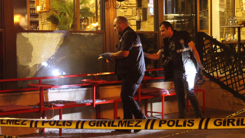 Kalaşnikoflu saldırıda kendisi de yaralandı! Tetikçilere konum gönderdi iddiası!