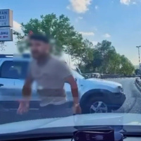 Trafikte ölüm tehdidi kamerada