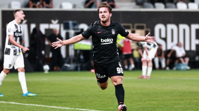 Beşiktaş 10 kişiyle kazandı