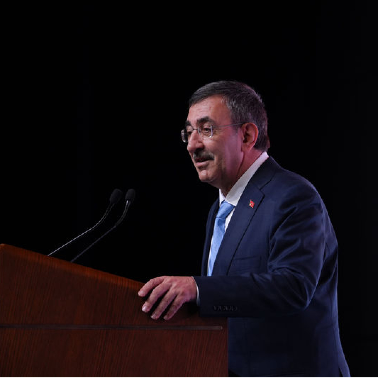 Erdoğan'ın Ziyaretiyle Görevi Devralacak: Yılmaz Cumhurbaşkanı Vekili Olacak