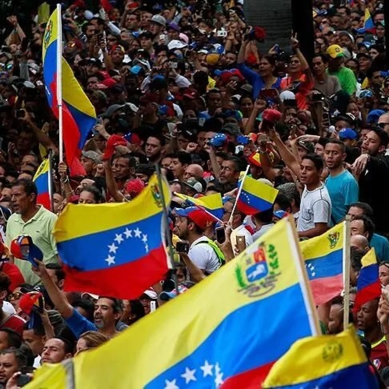 Venezuela'da iktidar partisi ile muhalefet mutabık kaldı