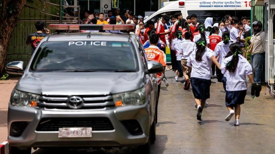 Tayland'da okula silahlı saldırı