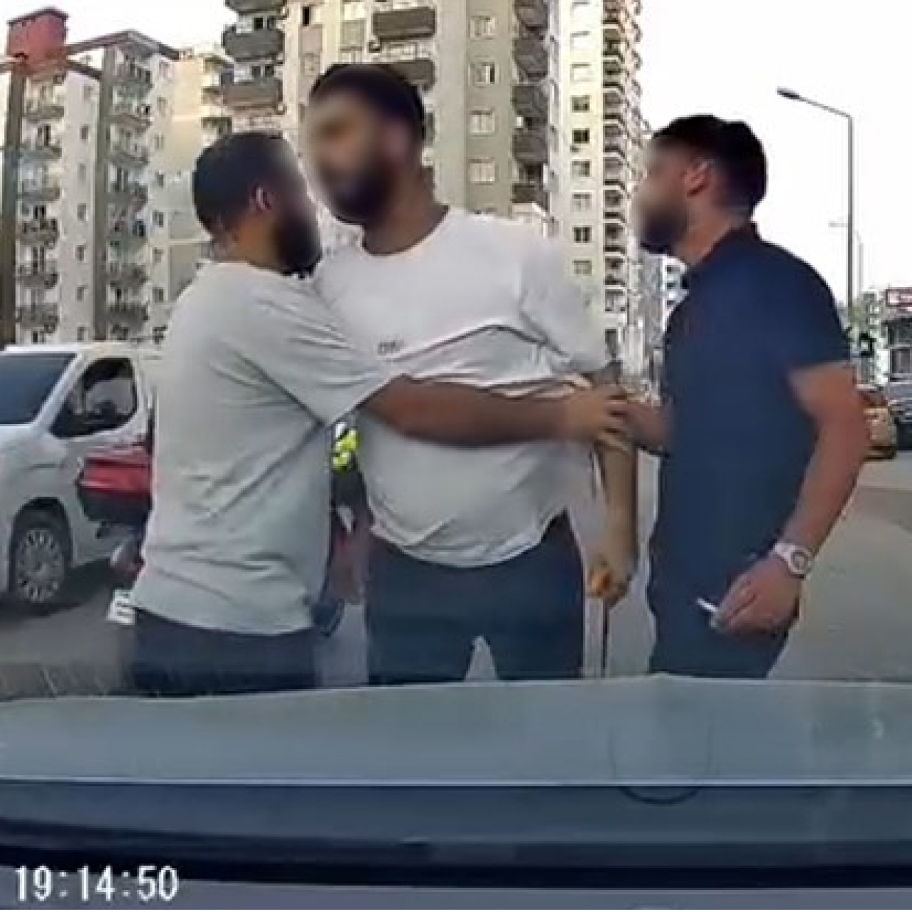 Testereli saldırgan tutuklandı! haber görseli