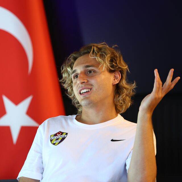 Hamza Akman'dan flaş G.Saray açıklaması!