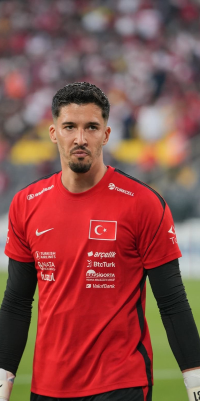 İşte Altay Bayındır'ın yeni takımı!