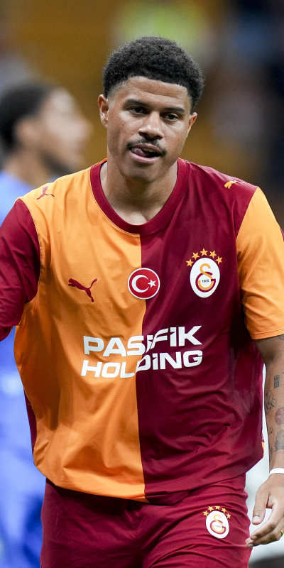 Gabriel Sara'dan 'kalıyorum' mesajı!