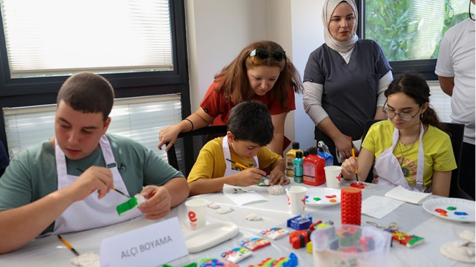 Efeler'de özel bireyler üretime katılıyor