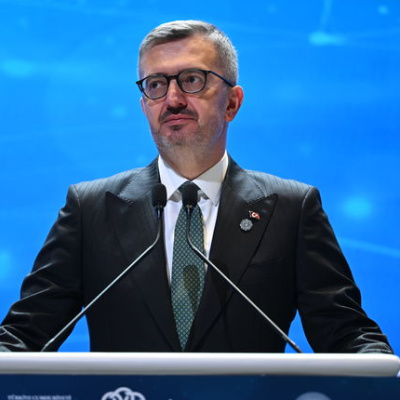 "Ülkemiz istikrara öncülük etmeye devam etmektedir"