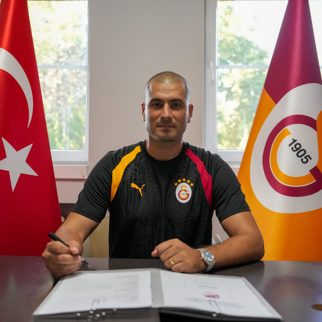 Galatasaray'a geri döndü!