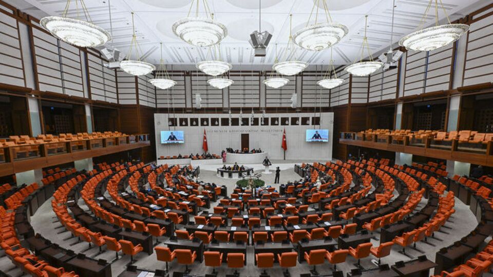 6 madde daha kabul edildi