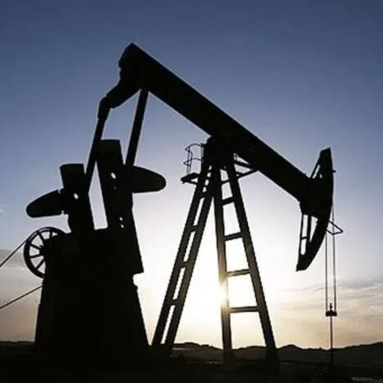 ABD'nin stratejik petrol rezervleri 43 yılın en düşük seviyesinde