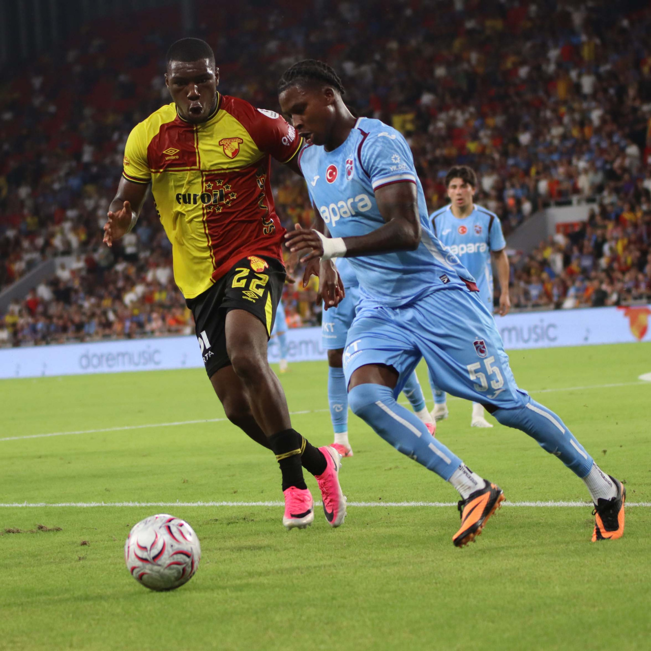 Göztepe Trabzonspor'u devirdi!