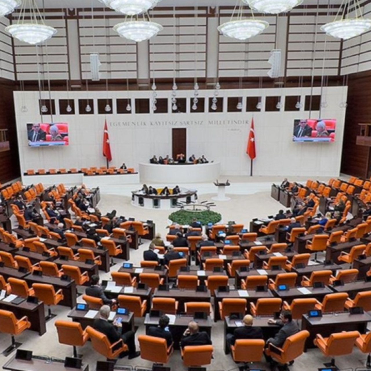 Gençlerin Suç Dünyasına Girişine Karşı Yeniden Çıkarımlar: TBMM'nin Yeni Kanunu