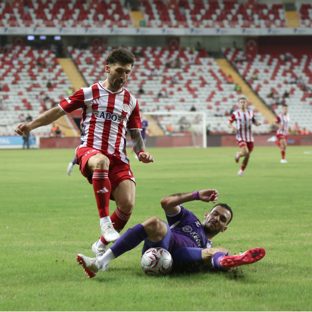 7 gollü maçta kazanan Antalyaspor!