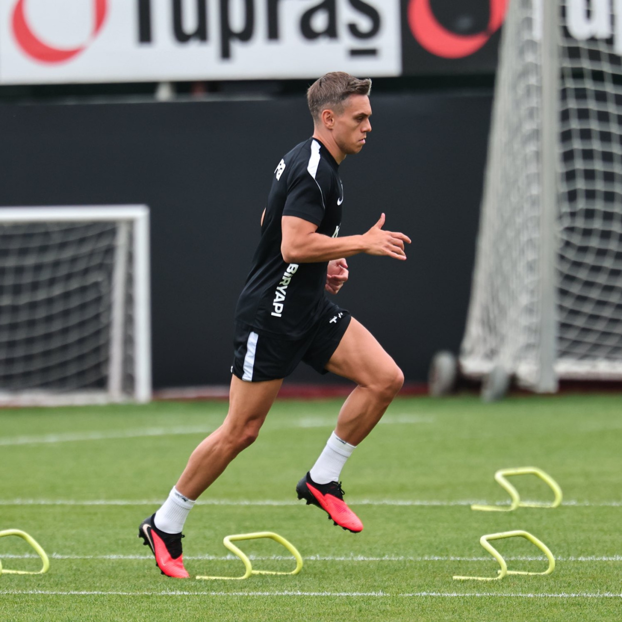 Beşiktaş'ta Hradec Kralove mesaisi!