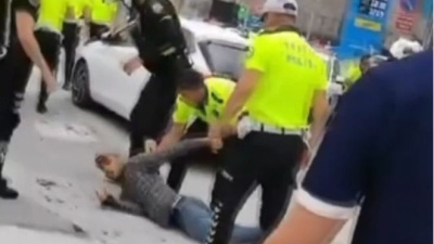 Fatih'te polise bıçaklı saldırı!