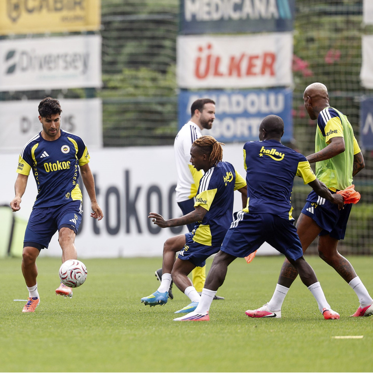 Fenerbahçe, Graz maçı hazırlıklarını sürdürdü!