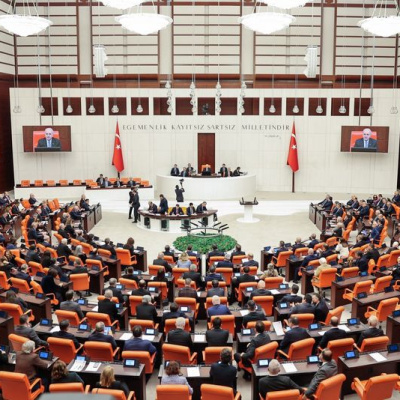 Şehit aileleri ve gazileri ilgilendiren teklif yasalaştı