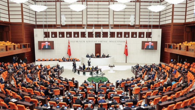 Şehit aileleri ve gazileri ilgilendiren teklif yasalaştı