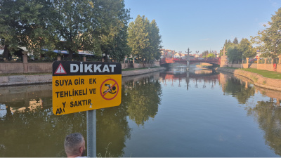 "Sizin için suya atıyorum" dedi ve