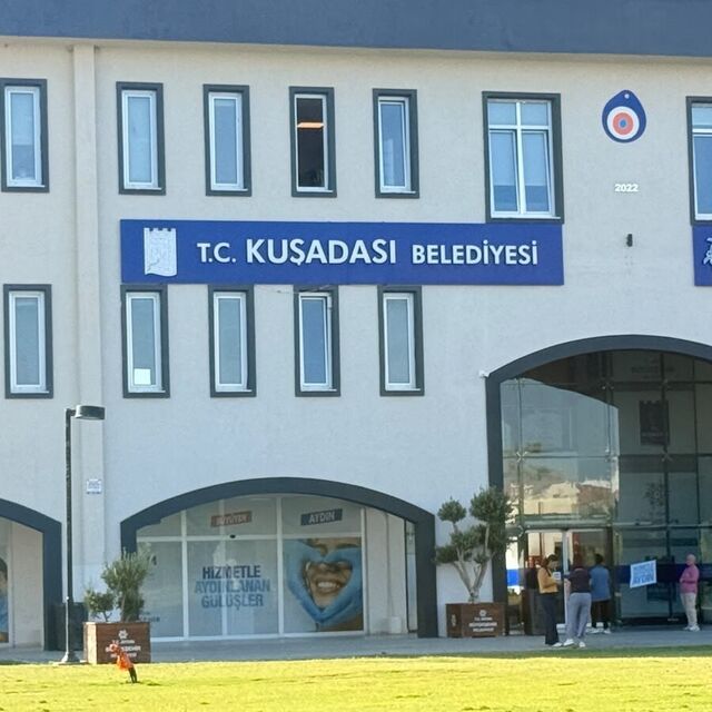 Kuşadası'nda 16 şüpheli adliyede