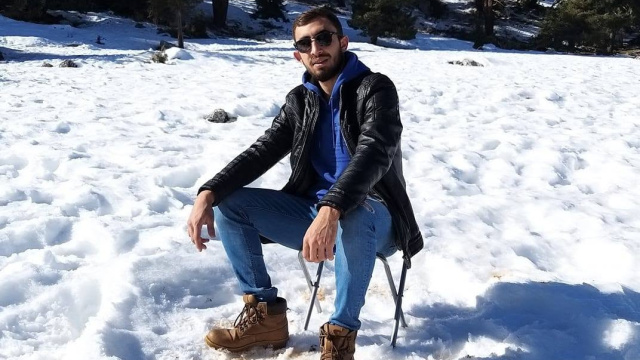 Yolda yürürken öldürüldü