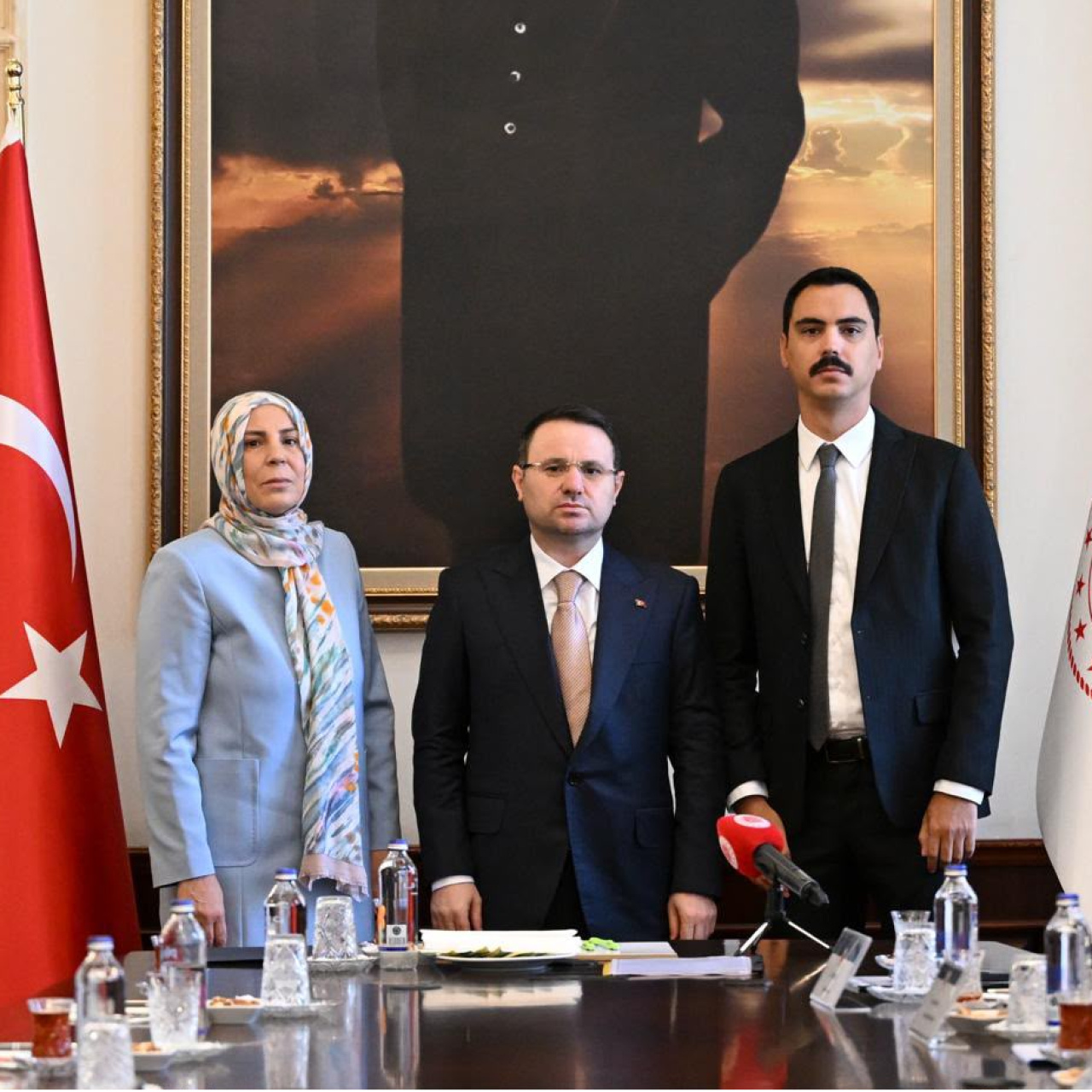 Adalet Bakanı Yazıcıoğlu Ailesiyle Anı Olayını Değerlendirecek