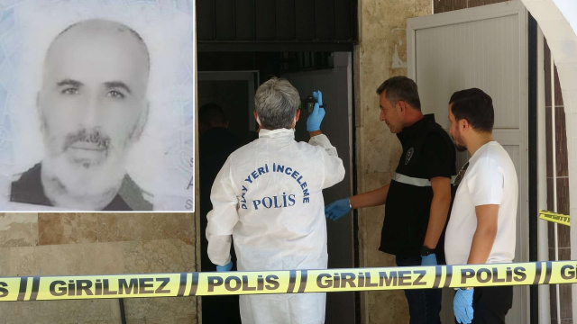 Cami tuvaletinde ölü bulundu