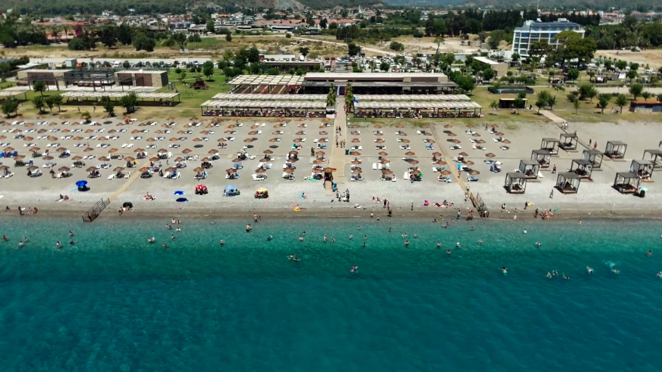 Ücretsiz halk plajlarına üç milyona yakın ziyaretçi