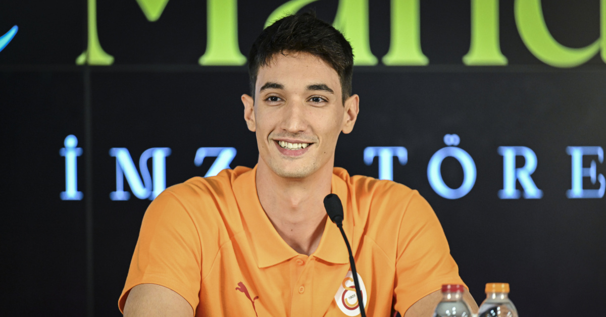 Galatasaray Men's Volleyball Signs Efe Mandıracı to Two-Year Contract