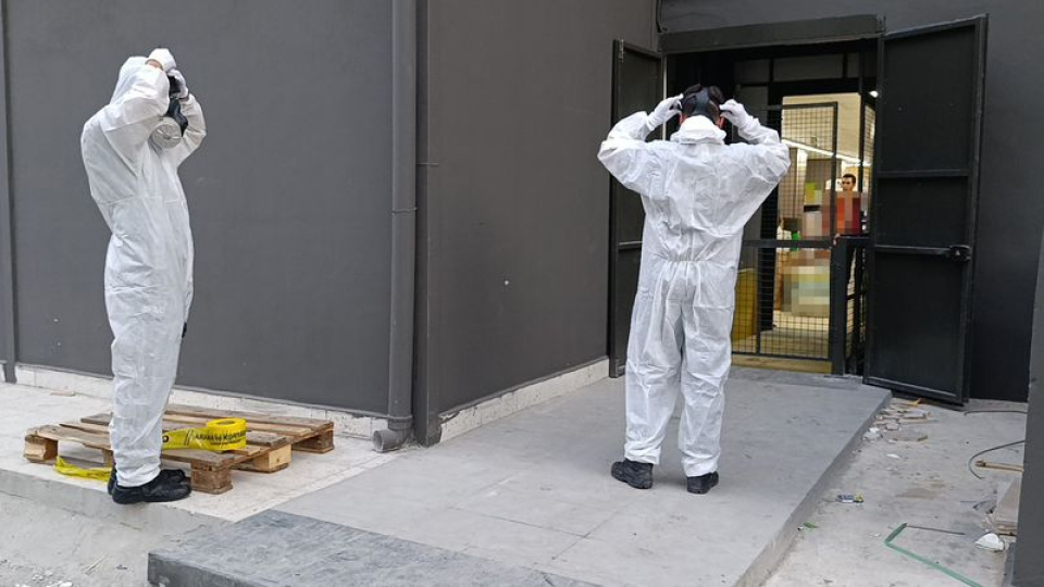 Lavabo açıcı bomba gibi patladı: 6 yaralı
