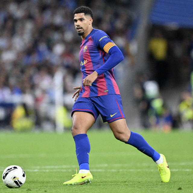 Liverpool, Araujo'yu kiraladı