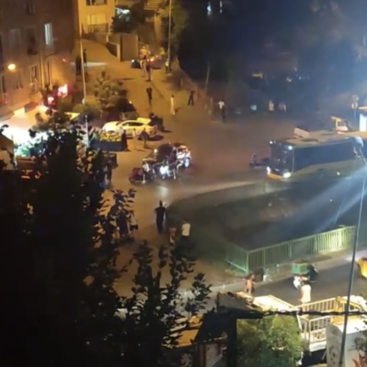 Kağıthane'de Çöp Tartışması Sonrası Acı Zinciri: Bir Darbe, Bir Bıçak, Hayati Tehdit!