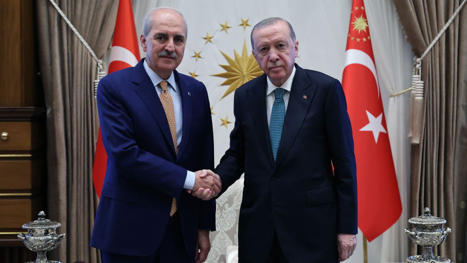 Kurtulmuş'u kabul etti