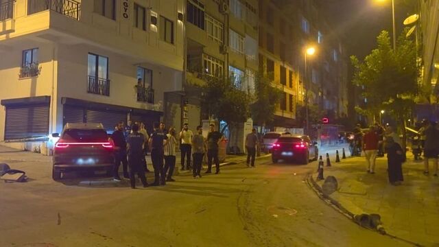 Güngören'de silahlı kavga: 1'i ağır 2 yaralı