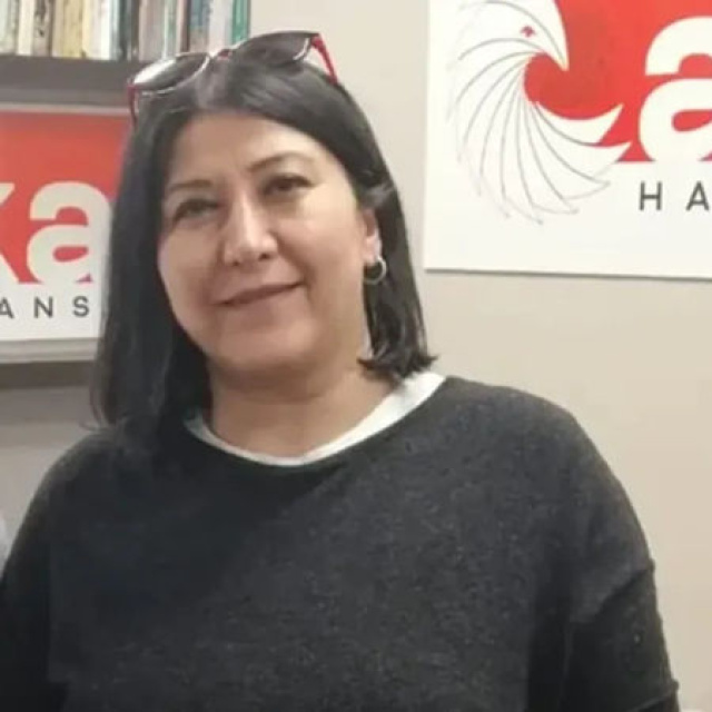 Gazeteci Dürdane Kırçuval hayatını kaybetti