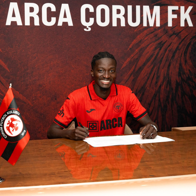 Çorum FK'ya Fildişili orta saha!