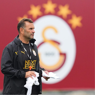 Okan Buruk'tan kadro kararı!