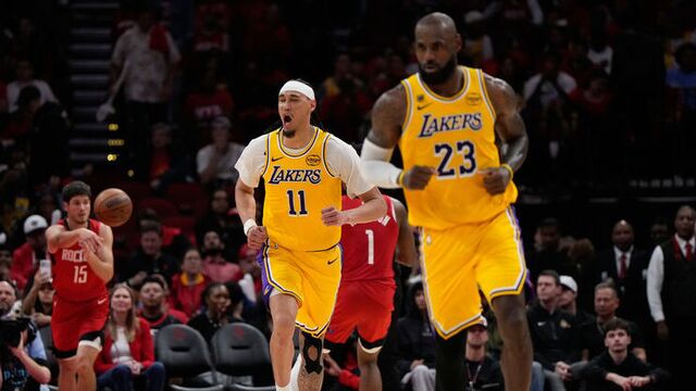 NBA'de dev anlaşma: LA Lakers rekor fiyata satılıyor