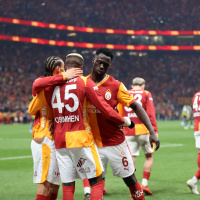 G.Saray açılışları seviyor!
