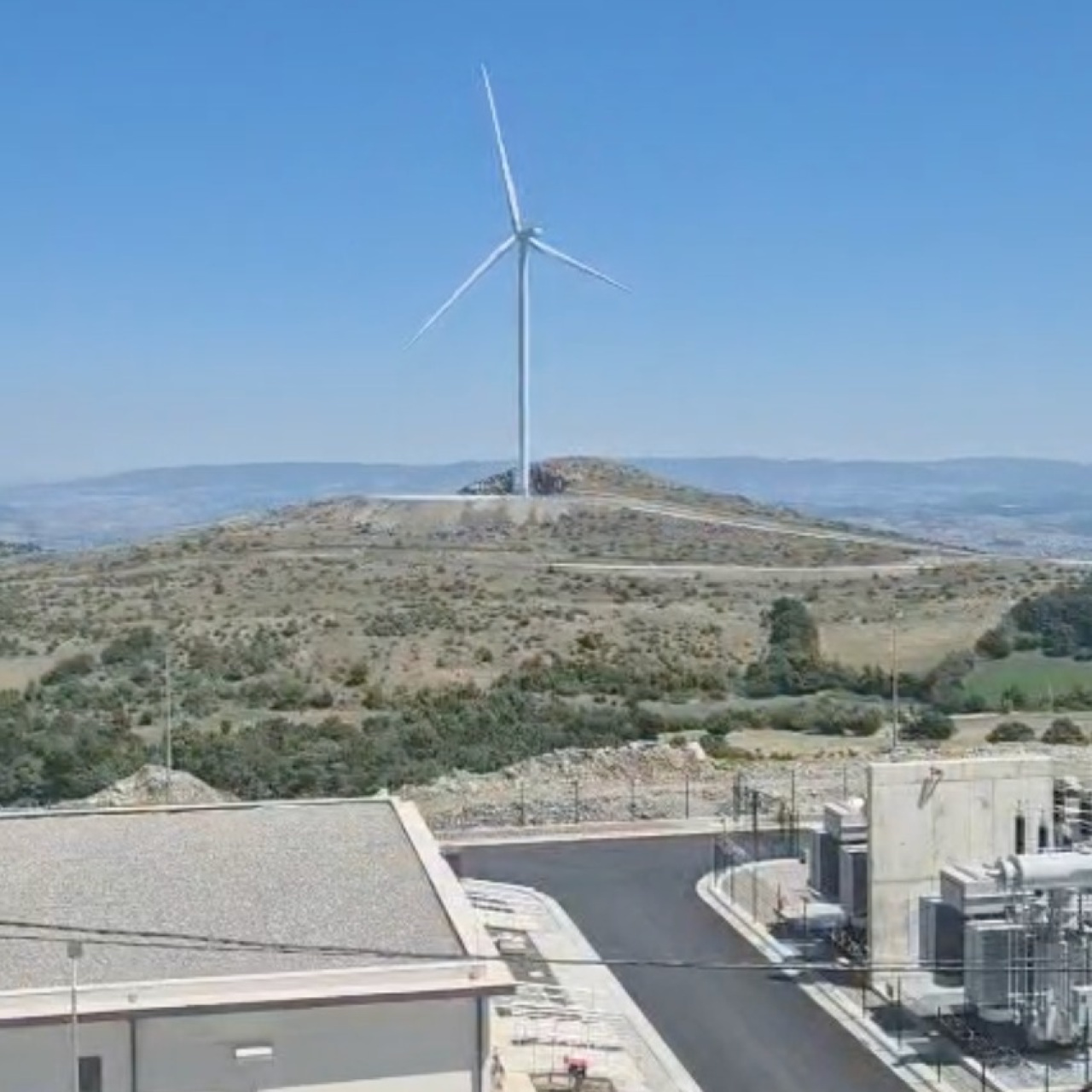 Çalık Renewables'ın Zatriq Projesi’nde ilk türbinler devreye alındı