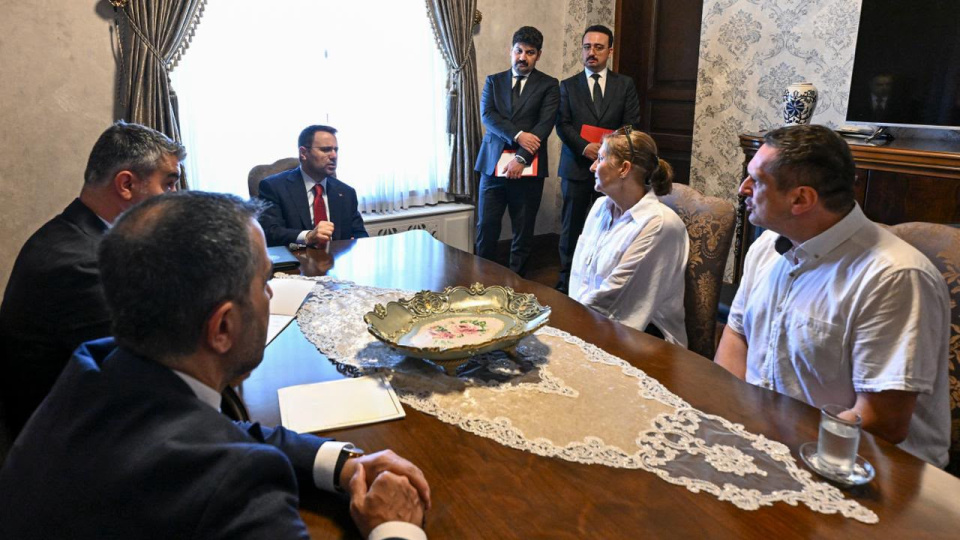 Gürlek'ten Emir'in ailesine ziyaret