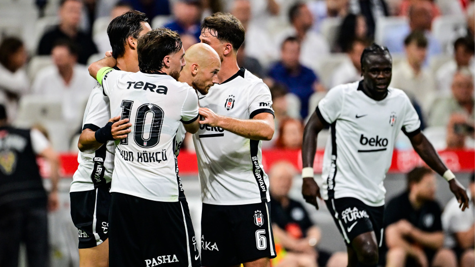 Beşiktaş Avrupa Ligi'nde play-off'ta!