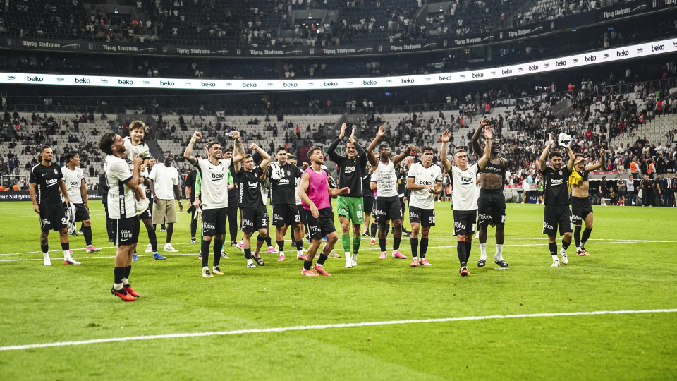 Beşiktaş rekorlarıyla ligde dikkat çekiyor